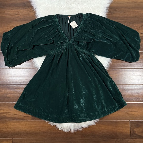 Free People Women's Size Small Green Velvet Portia Babydoll Mini Dress Free People Women's Size Small Green Velvet Portia Babydoll Mini Dress